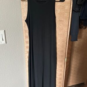 Elegant Black Sleeveless Dress
